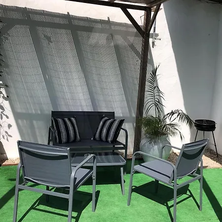 Abril 1 Piscina Compartida Hétvégi ház